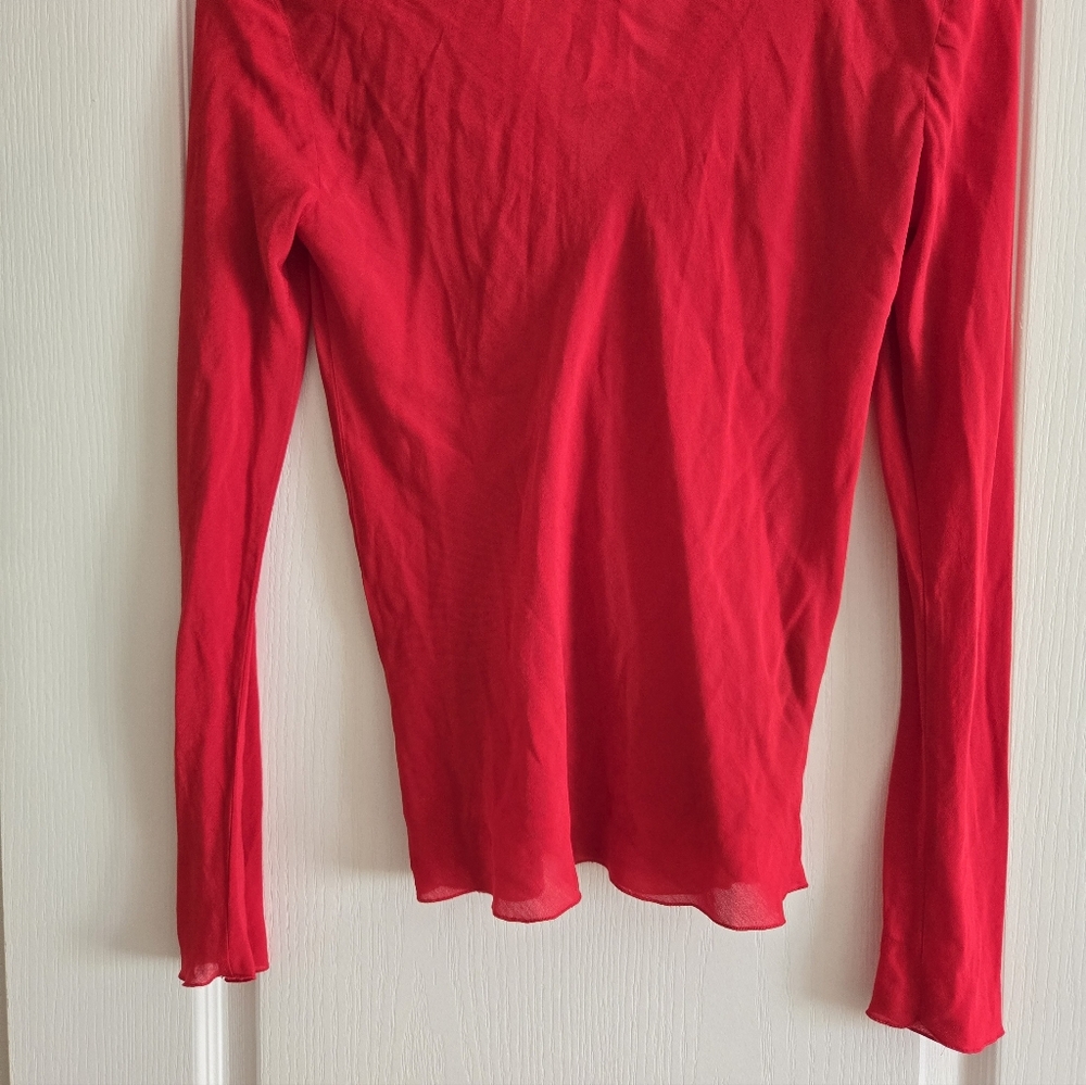 V-NECK RUFFLED BLOUSE - Picture 9 of 13